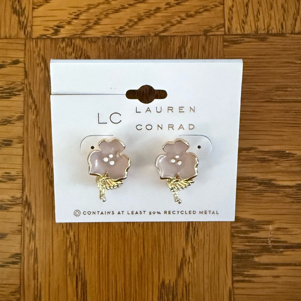 NWT LC Lauren Conrad Enamel Flower Hummingbird Drop Earrings